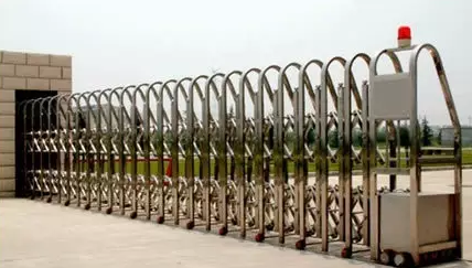 電動(dòng)門(mén)廠家對(duì)伸縮門(mén)的維修需對(duì)癥下藥，才能從根本上解決